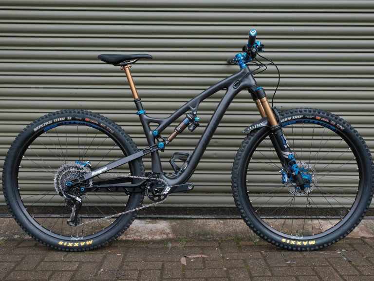 Carbon, Steel, Components and Clothing | FGF 471