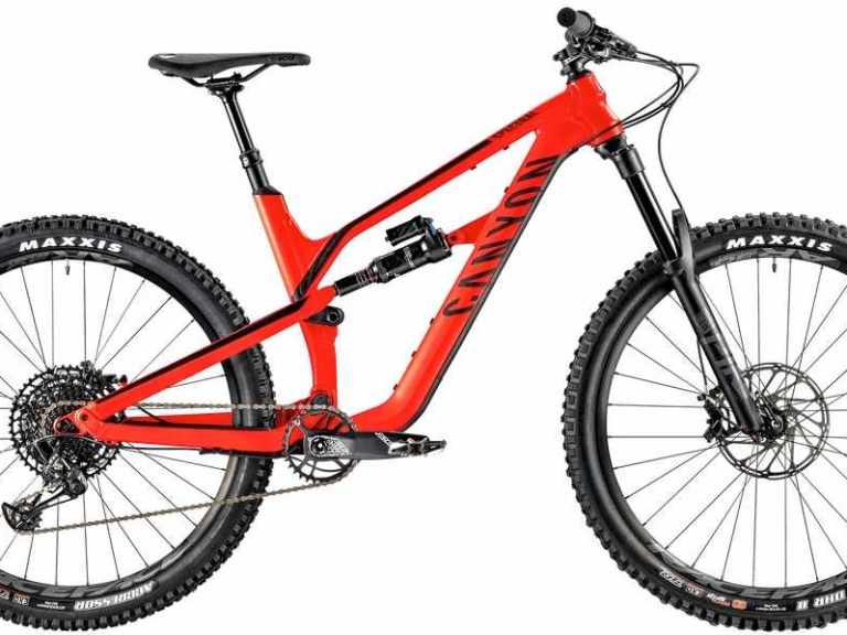 2020 Canyon Spectral comes with a Pike and Eagle for £1949!