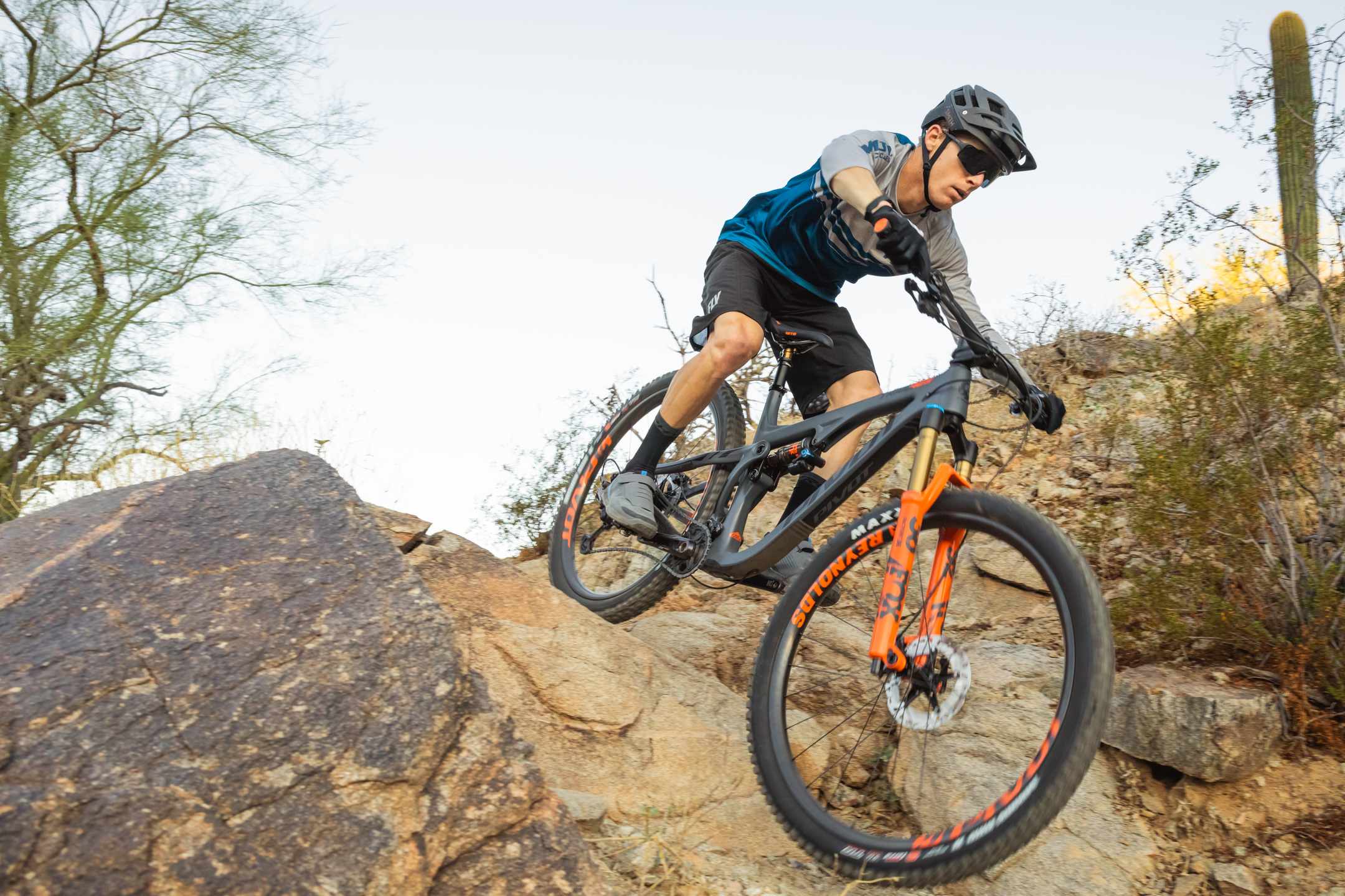 Pivot 429 Trail Enduro – Pivot gives the 429 an Enduro makeover