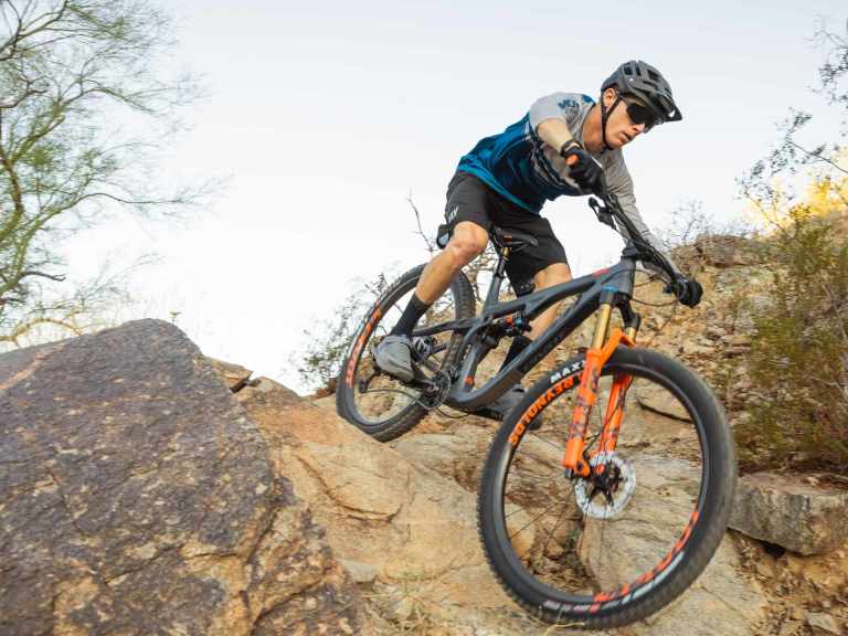 Pivot 429 Trail Enduro – Pivot gives the 429 an Enduro makeover