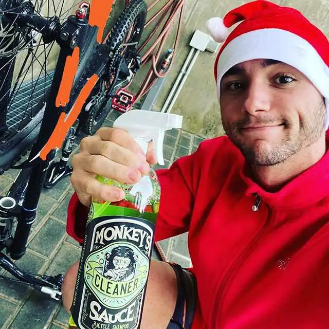 2020 Team Rumours: Alex Marin Poses For Monkey Sauce with mystery bike!