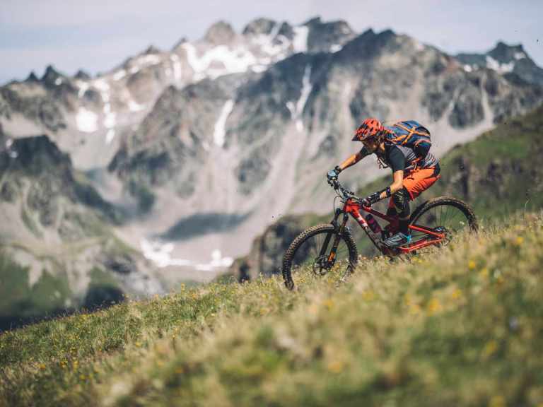 Komoot Supports Global Adventure Cycling & Ambassadors in 2020