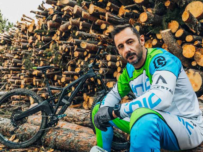 Singletrack Fresh Goods Friday Podcast 487 | ebikes, Cedric Gracia and more ebikes