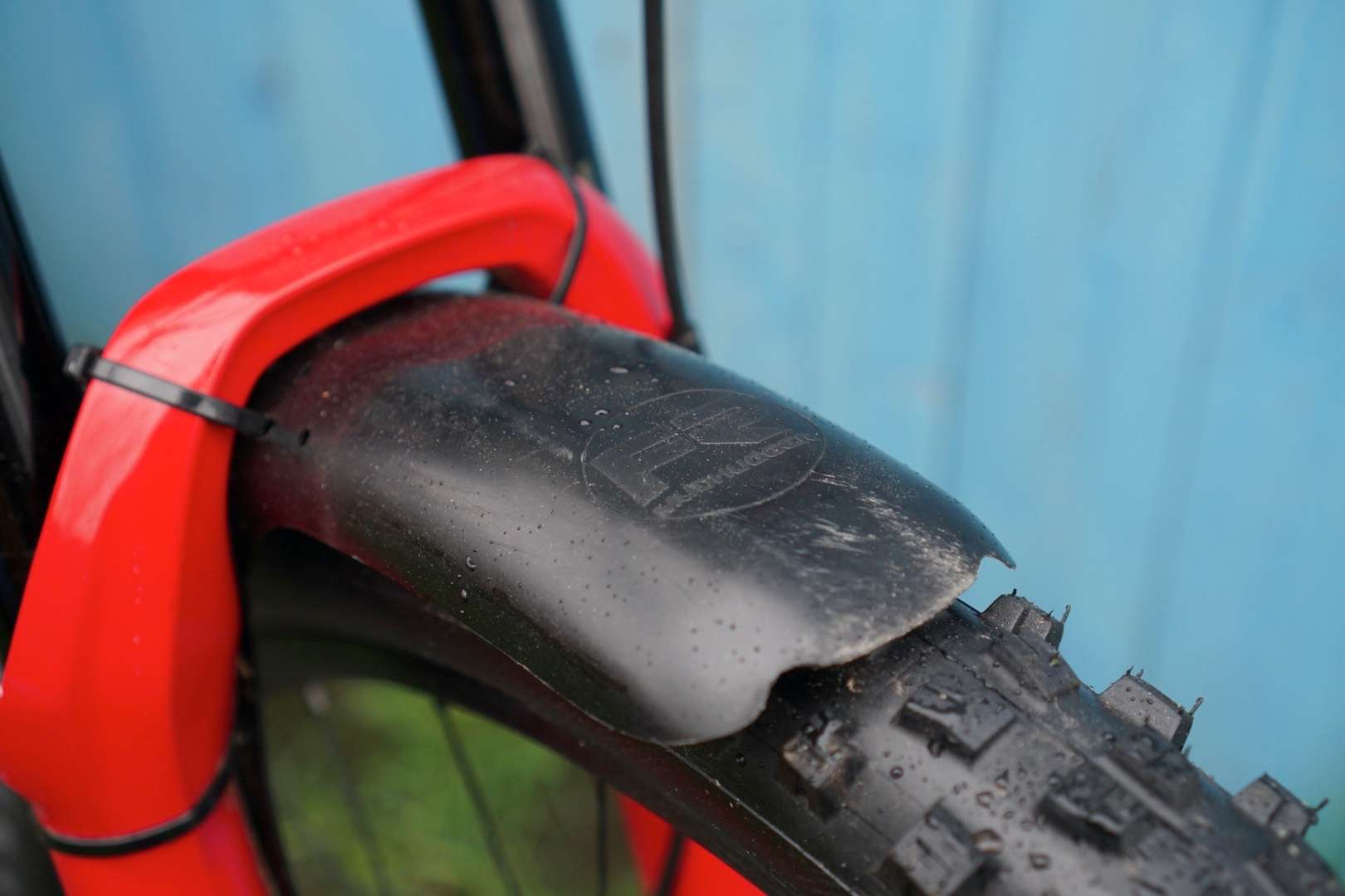 4 Mudguards tested | 4 effective face fenders