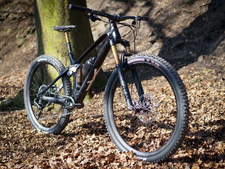 First look: YT IZZO a trail bike from the masters of gravity