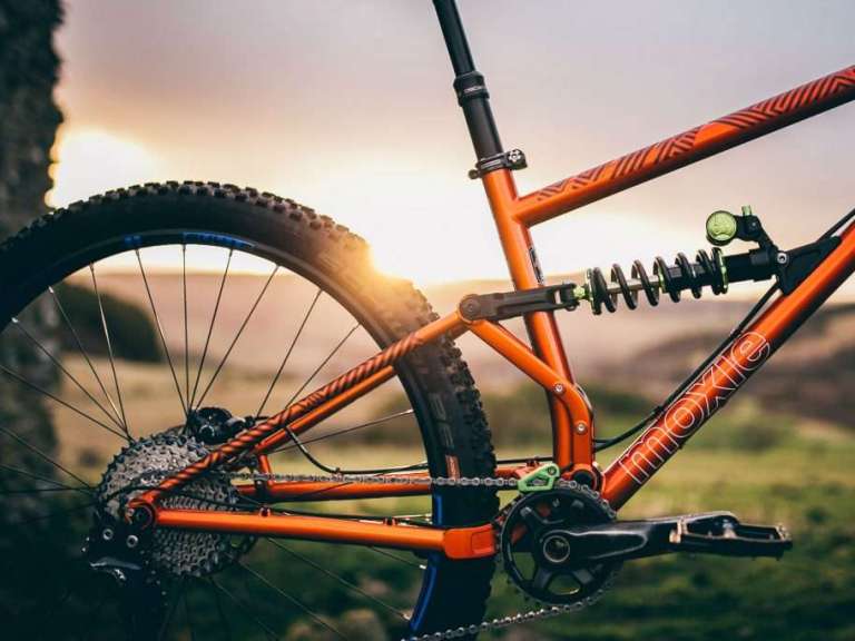 The Full Moxie | Pipedream Cycles launches steel suspension bike