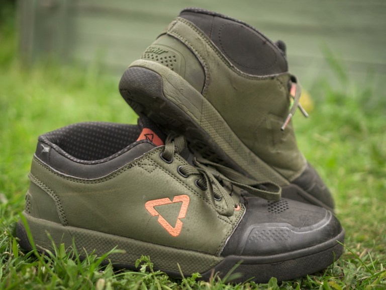 Review: Leatt DBX 3.0 Flat Pedal Shoes