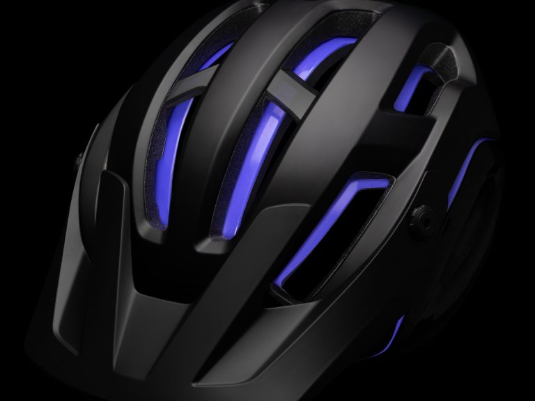 Giro Manifest Spherical Trail Helmet – Giro’s Most High Tech Helmet Ever