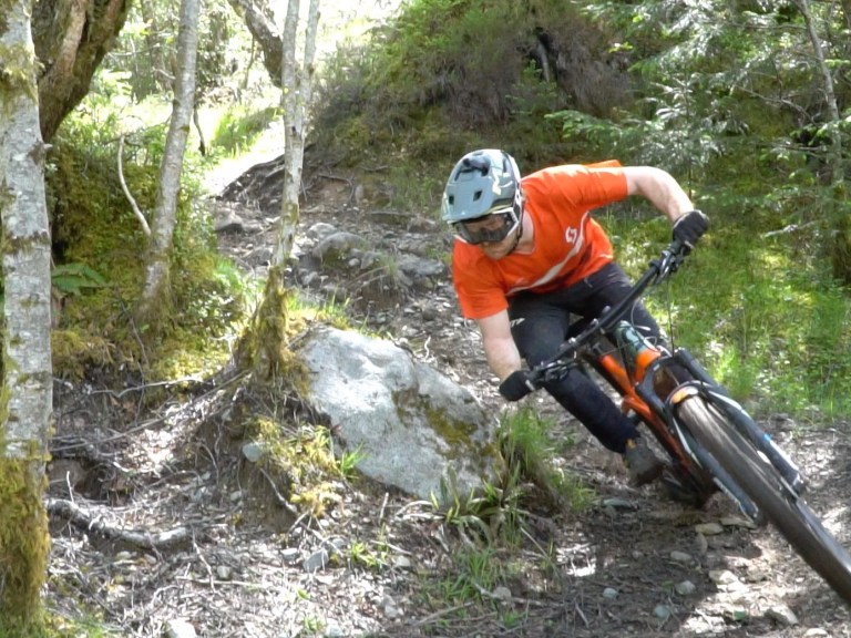 Liam vs Liam, Bike vs eBike – Which Is Faster?