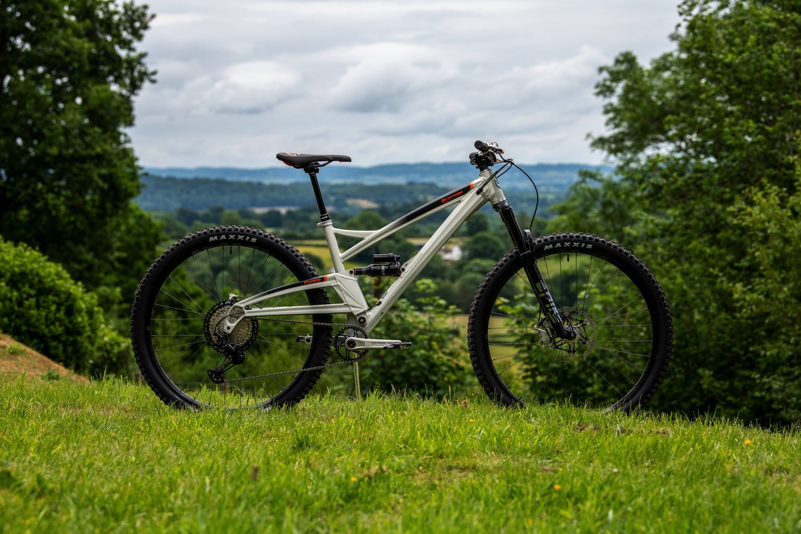 2021 Orange Stage Evo LE