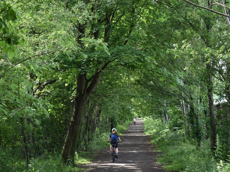 Think global, ride local – A Beautiful Day in the Neighbourhood Part 1