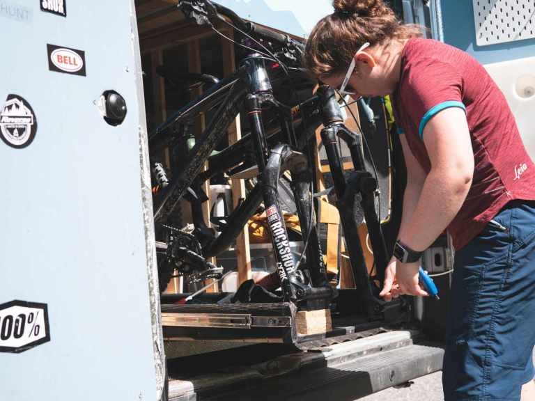 FGF Podcast 503 | Van Gals, Scottish MTB and news from Andi’s shed