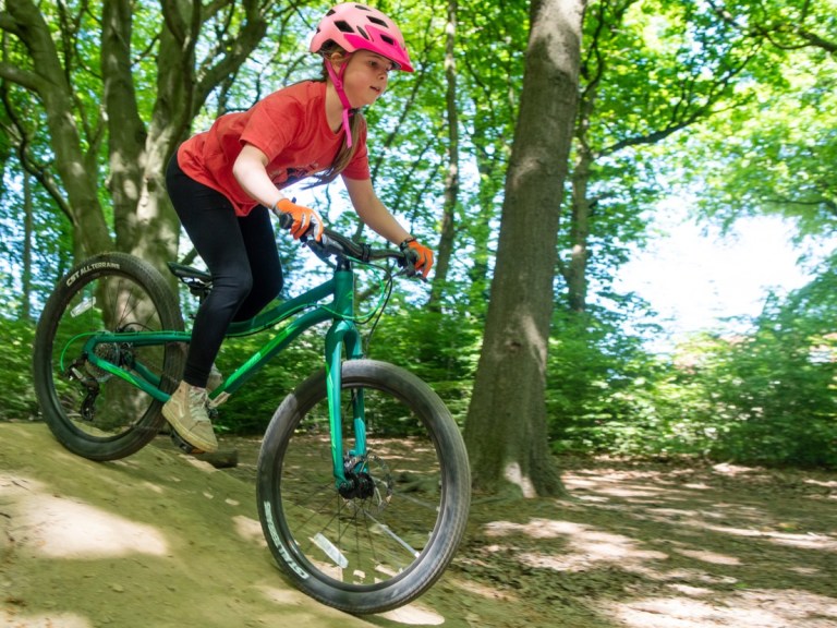 Merida Matts J24+ | For the Mini-Shredder with Big Dreams