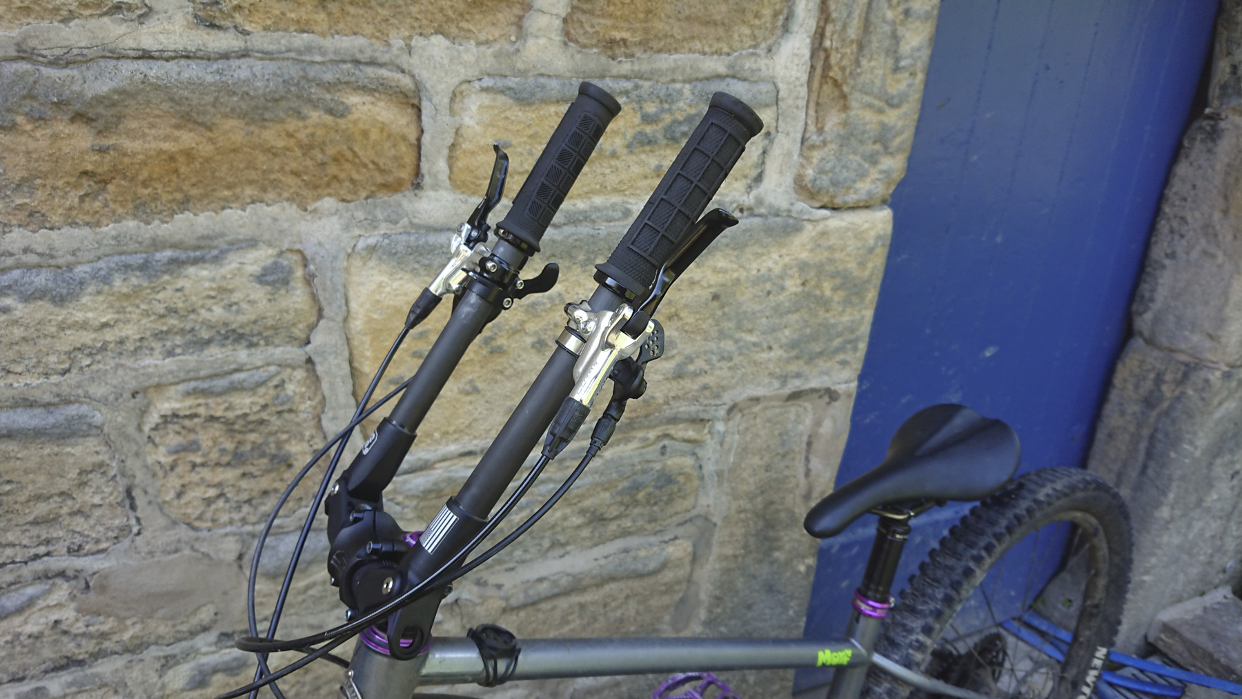 Fasst Flexx Suspension Handlebar