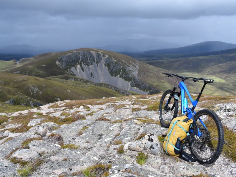 Think global, Ride local – A Beautiful Day in the Neighbourhood – Part 4