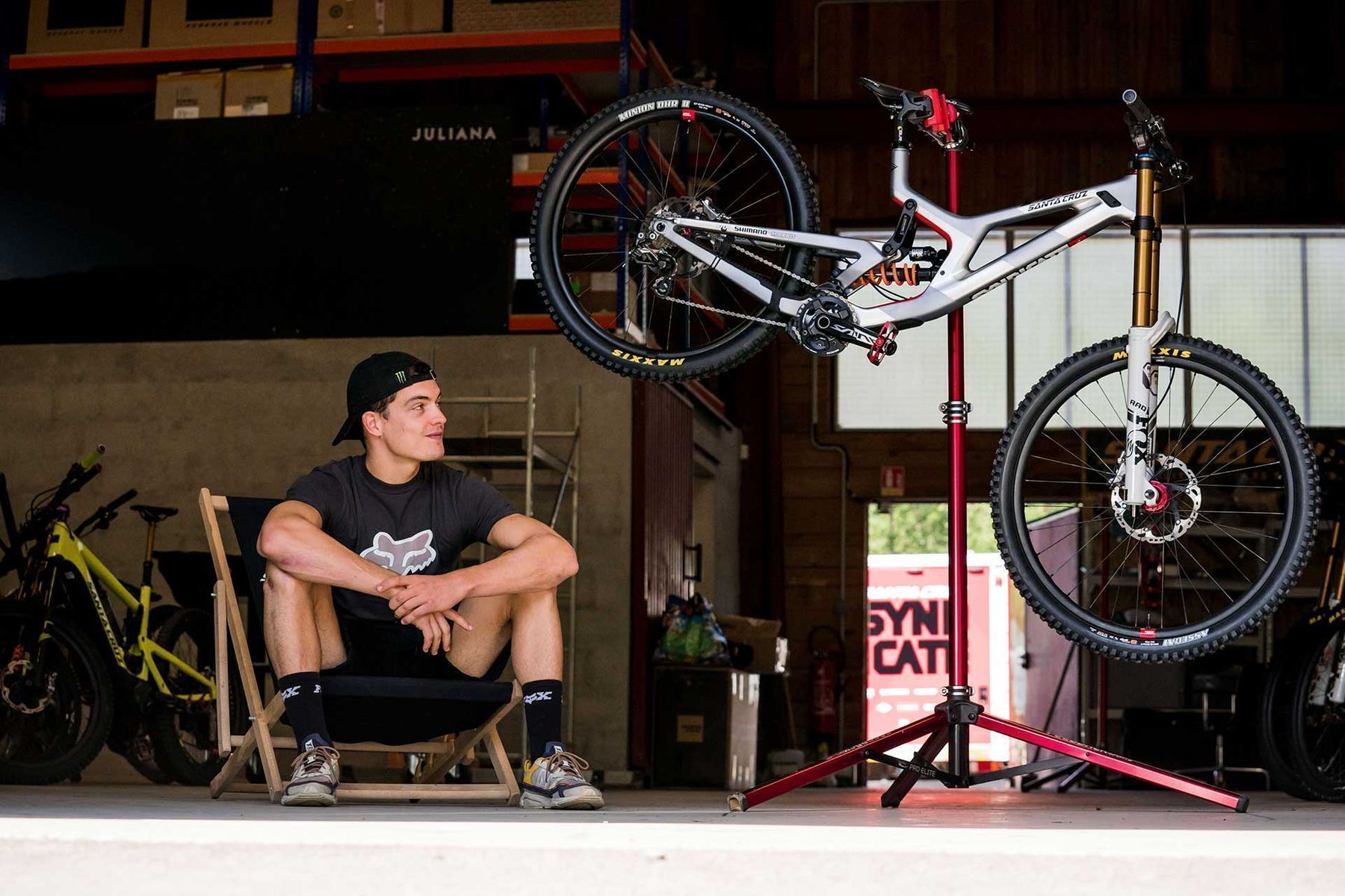 Loris Vergier Leaves Santa Cruz Syndicate for 2021