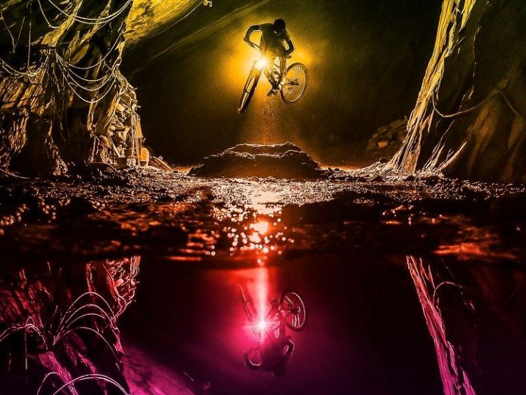 The Cotic Jeht is a 140mm Pocket Rocket