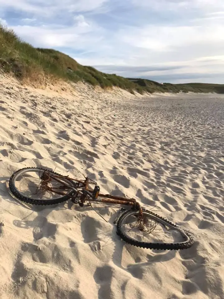 rusty beach bike