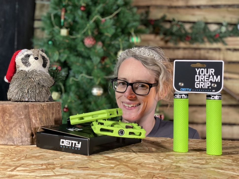 deity pedals grips christmas countdown 2020