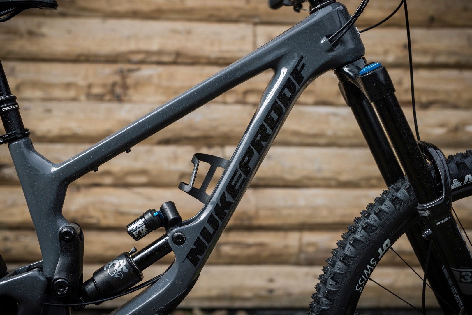 Nukeproof Giga Elite