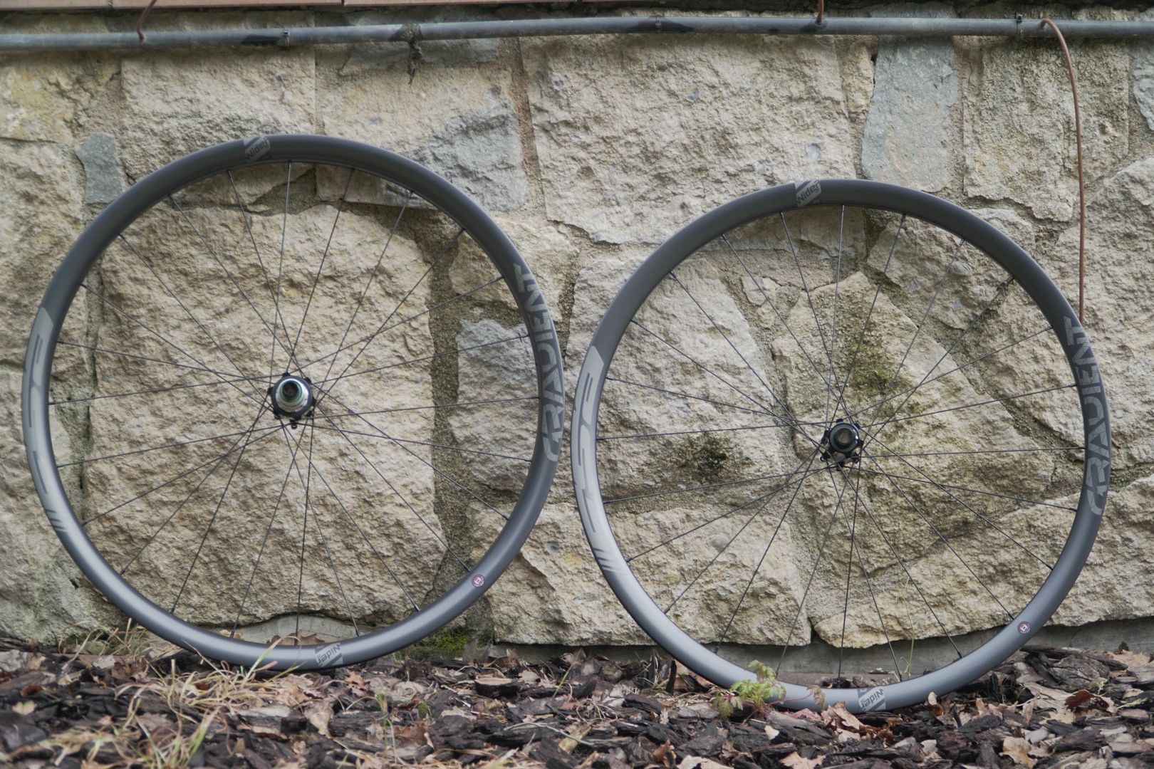 FSA Gradient Carbon Wheelset