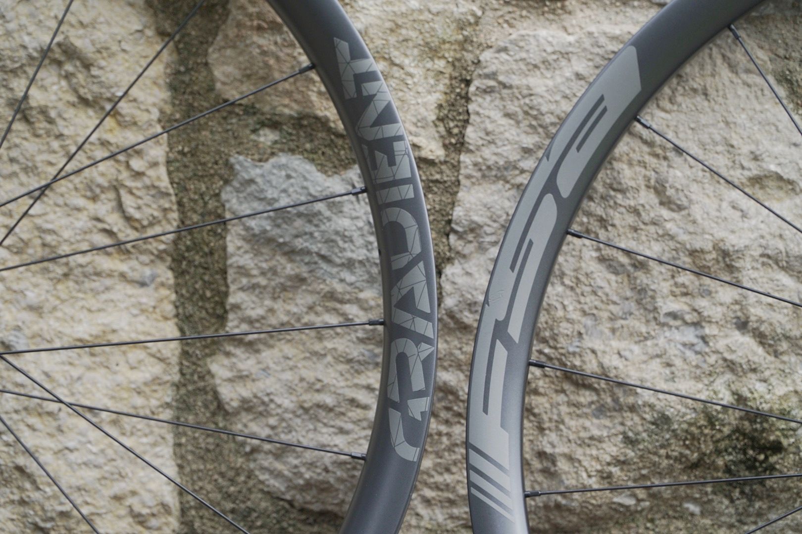 FSA Gradient Carbon Wheelset