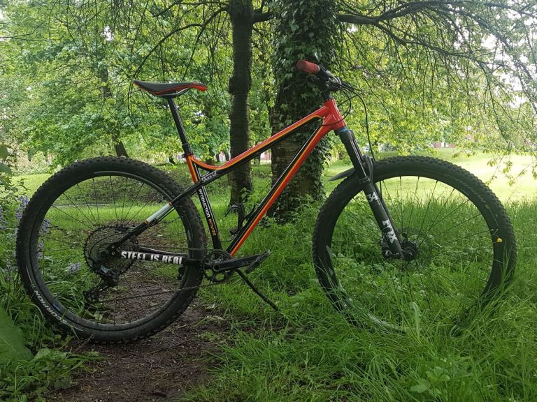 Readers’ Rides Bike Check: Shia’s Production Privée Shan GT 935