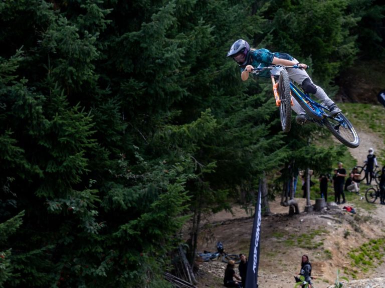 Mons Royale Future Ground: Women’s Progression Camp