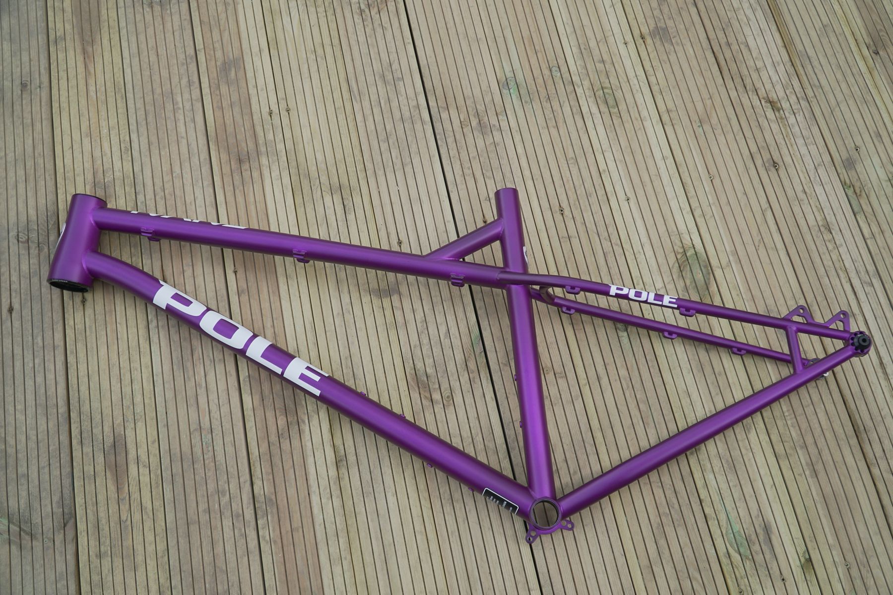 pole taival frame review