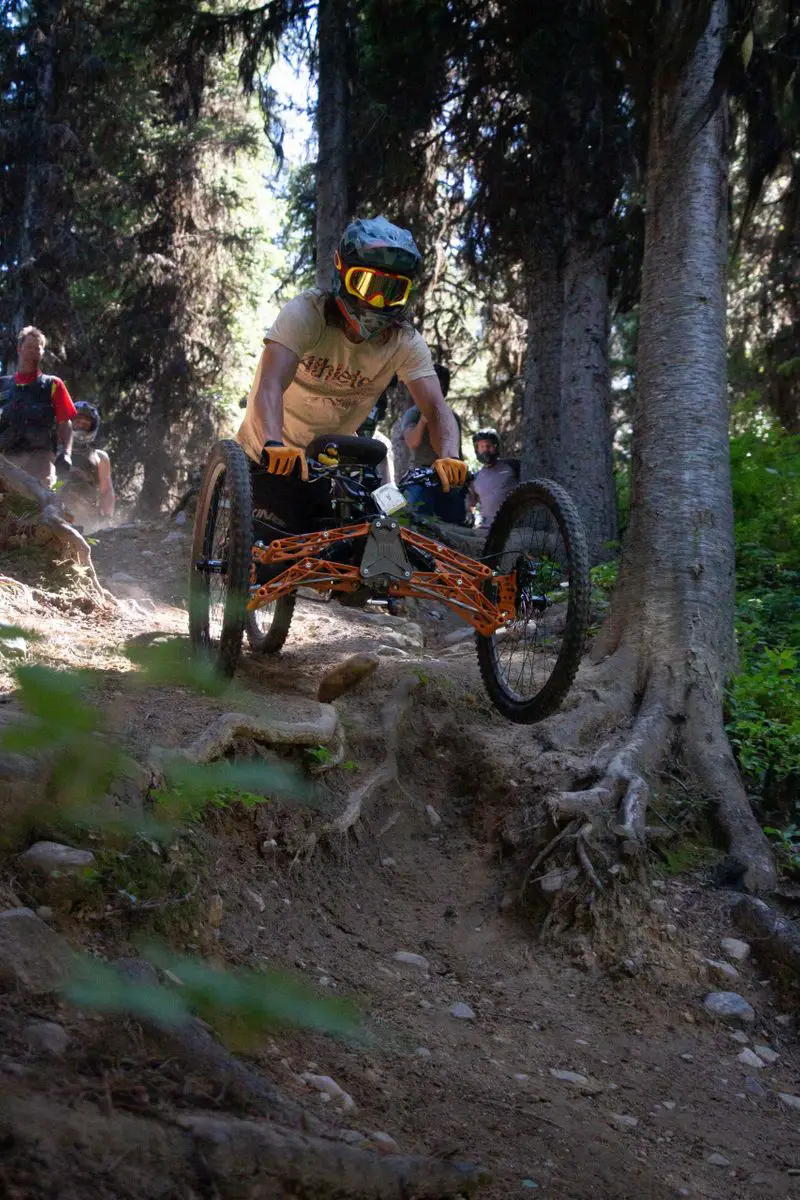 Bowhead adaptive MTB race