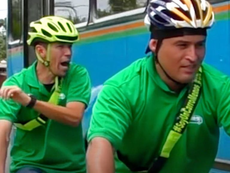 Mexico City bus drivers probably won’t pass cyclists so close after this terrifying training!