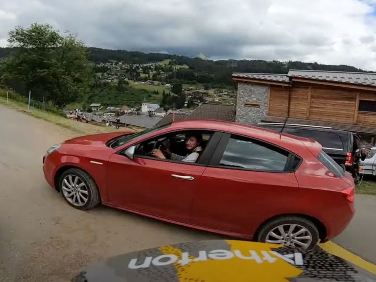 Watch Andreas Kolb avoid a car accident on the Les Gets World Cup Course