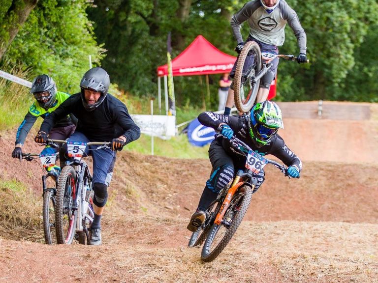 Scott Beaumont Wins his 10th 4X National Championship Title