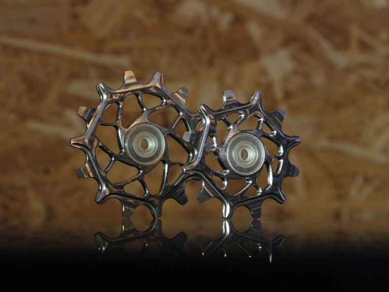 Internet Rummagings | Hubs, Brakes and Ti Curiosities