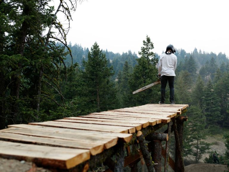 Wild West vs Wales – Video Head To Head