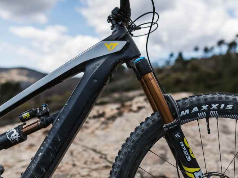 Video | YT Decoy – An e-MTB You Can Ride Like A Rampage Rider