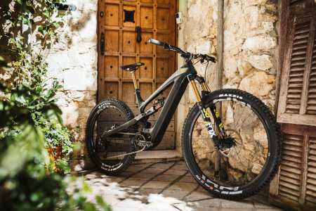 YT Decoy singletrack magazine