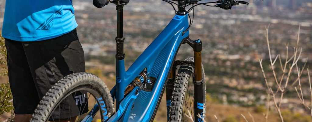 pivot shuttle e-mtb