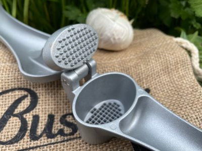 garlic press