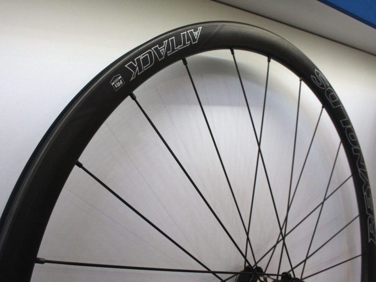 Eurobike 2014: Reynolds Wheels & Lake Shoes