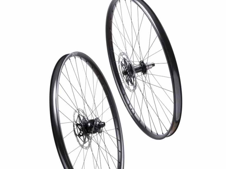 Hunt launches two new wheelsets for those who want to go fast and far