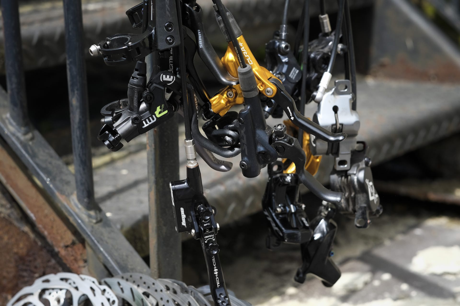 Issue 144 Kit Essentials – 4-Pot Brakes