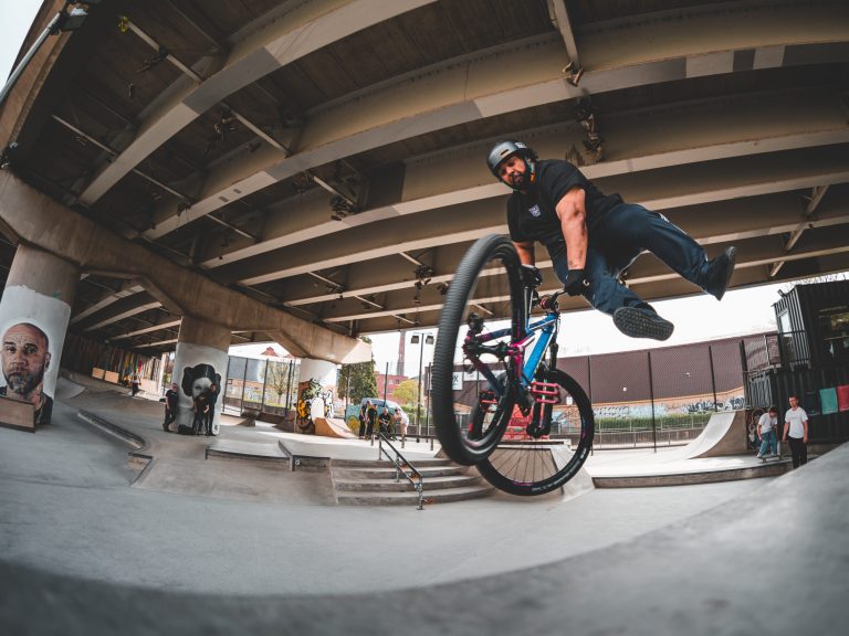 Move Over Chris Akrigg, Hello Leo Smith