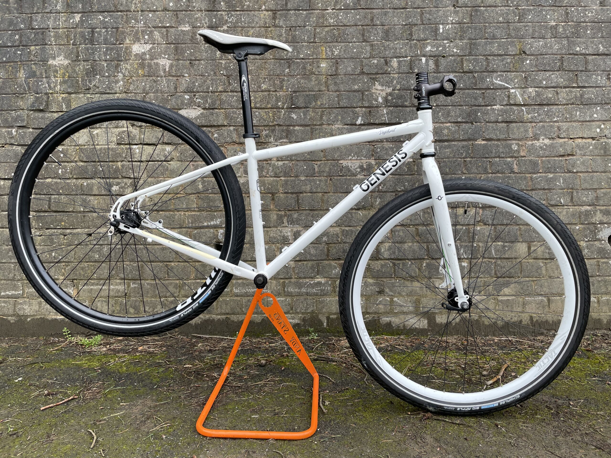 Genesis vagabond rolling chassis