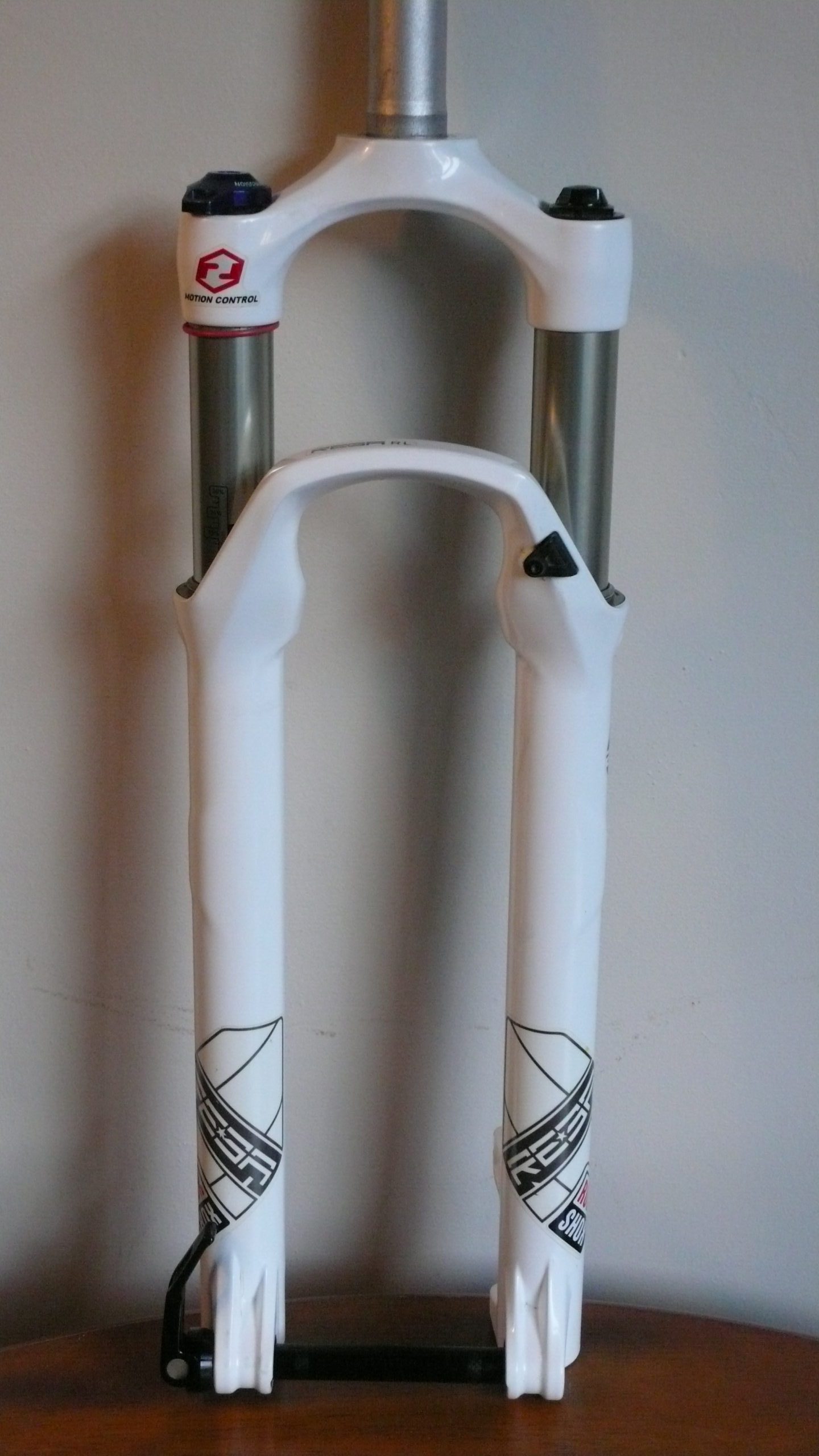 Reba 29er forks, straight steerer, 100mm travel