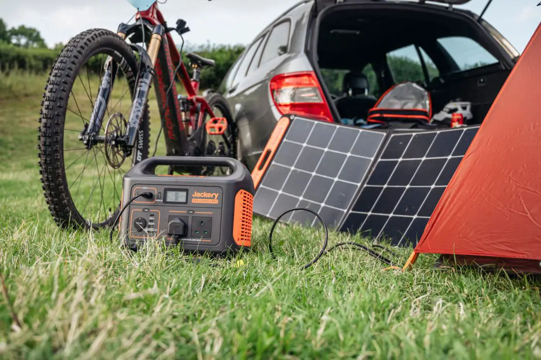 Jackery Explorer 1000 Portable Power Station