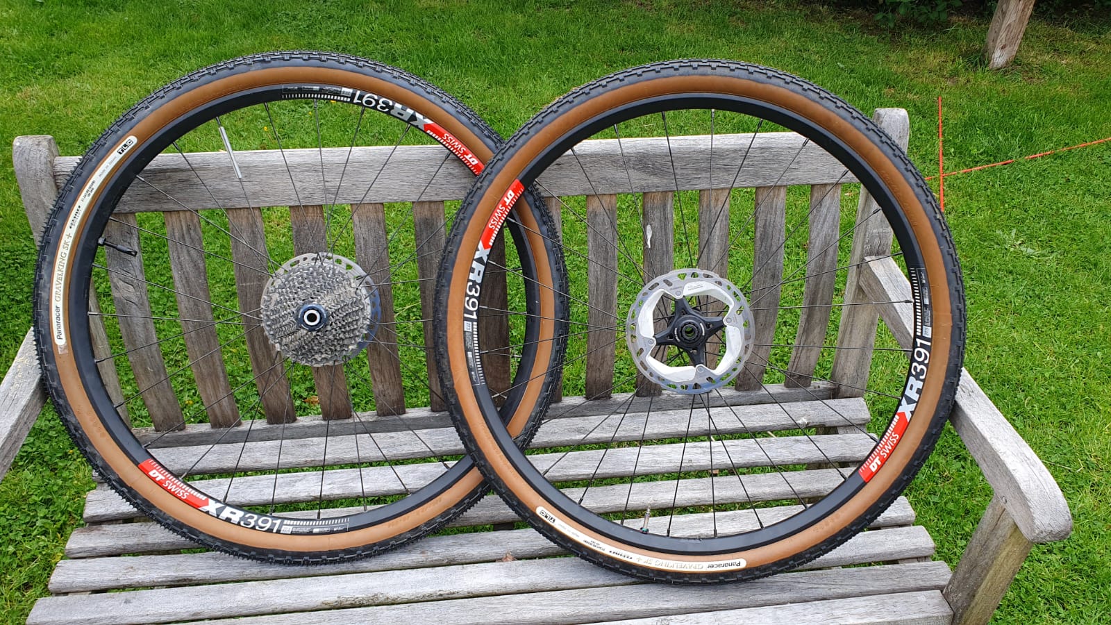 Hope CL4 x DT Swiss XR391 – 650b Wide Gravel Wheels