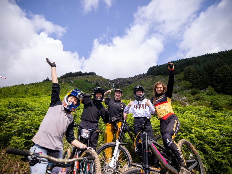 Video: Red Bull Hardline Women’s Progression Camp