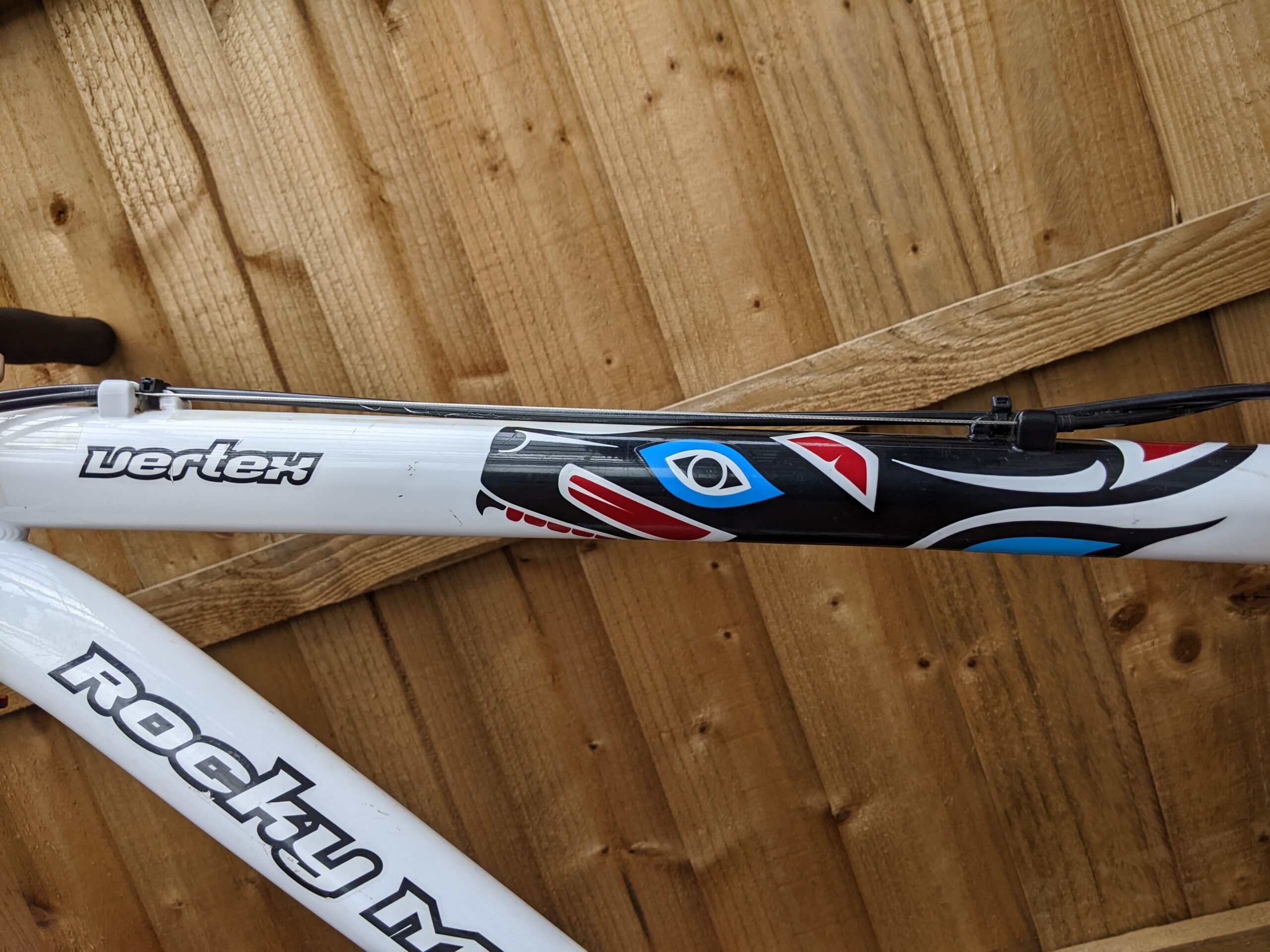 Rocky Mountain Vertex Special Edition (Tribal Bear; 18”)