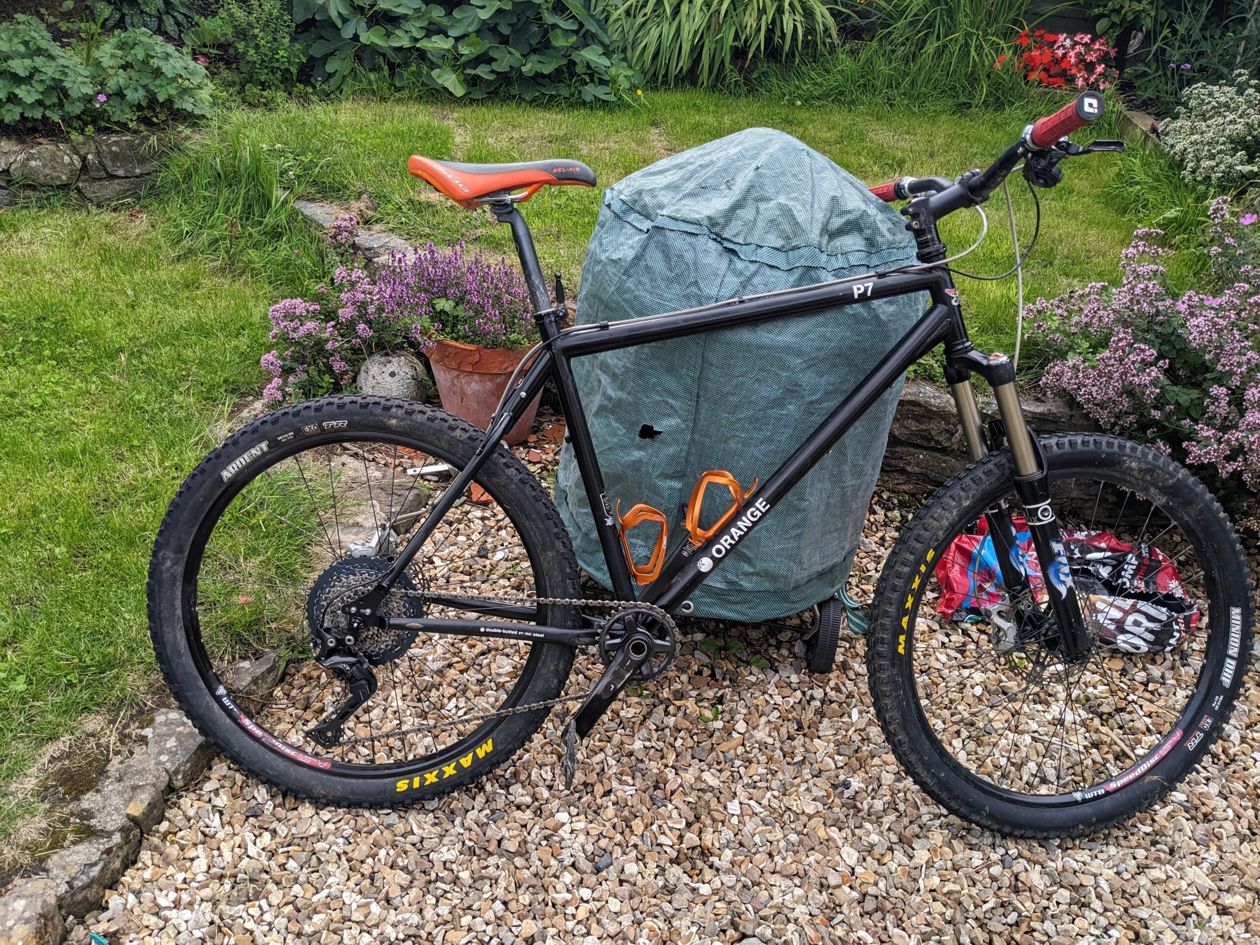 Orange P7 Pro 2007 – XT/FOX/Hope/MAXXIS